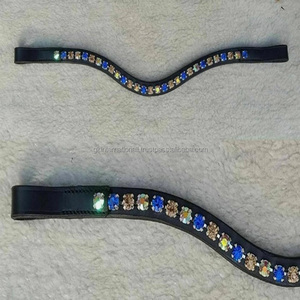 Équipement de cheval en cuir tanné végétal de haute qualité avec bande de front rembourrée douce avec cristaux ronds violets et dorés bling - Product Image 6