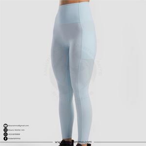 Leggings de yoga pour femmes Mawra, très demandés, extensibles dans 4 directions, de haute qualité, logo personnalisé, écologiques, respirants, pour la gym et la course à pied - Product Image 2