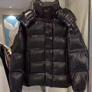 Chaqueta Corta Acolchada Unisex con Capucha, Cuello Alto, Cierre de Botones, Resistente al Viento, Abrigo de Invierno de Color Sólido, Relleno de Poliéster con Revestimiento de PU - Product Image 5