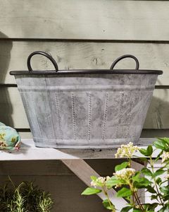 Jardinière carrée victorienne en fer, pot à fleurs vintage en métal thermolaqué avec motif en treillis pour jardin - Product Image 6
