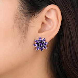 Fournisseur en gros Boucles d'oreilles clous fleur en améthyste violette serties clos |   Fait main en laiton, plaqué argent antique, style bohème pour femmes - Product Image 2