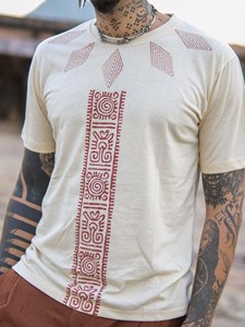 T-shirt en coton beige pour homme, imprimé tribal à la main, style bohème ethnique, tissu en coton biologique respirant de qualité supérieure - Product Image 5