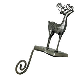 Soportes para Calcetines Navideños de Reno de Hierro Fundido Negro, Colgadores de Metal Resistentes para Calcetines de Ciervo para Chimenea, Decoración Navideña - Product Image 2