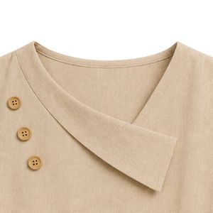 Camiseta Beige de Manga Corta con Cuello Asimétrico para Mujer, Detalle de Botones, Estilo Casual Minimalista, Top de Verano, Fabricante de Ropa Personalizada al por Mayor - Product Image 4