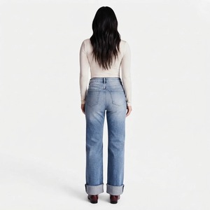 Jean droit taille haute pour femme en denim bleu clair, ourlet retroussé, décontracté, longueur intégrale, en coton délavé - Product Image 5