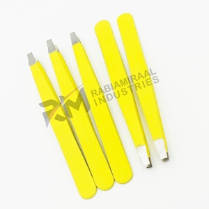 Pinza para Cejas RMI Silver Tip de Acero Inoxidable con Recubrimiento en Polvo Amarillo, Producto Superior - Product Image 2
