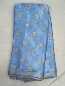 Tela de Crepé Jacquard de Seda Pura con Diseño Floral, Material Textil al por Mayor para Vestidos, Saris y Trajes de Mujer - Product Image 6