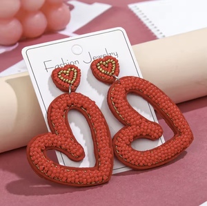 Pendientes de cuentas doradas de diseño rojo intenso, estilo europeo americano, para fiesta, venta al por mayor, accesorios de vestir bohemios occidentales - Product Image 1