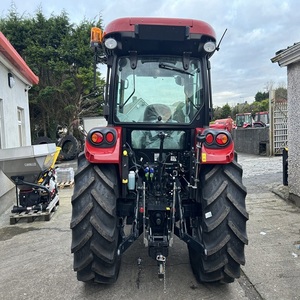 Potente tractor Case IH Farmall 75A diseñado para un rendimiento agrícola de alto impacto con una potencia de motor confiable y un funcionamiento suave. - Product Image 3