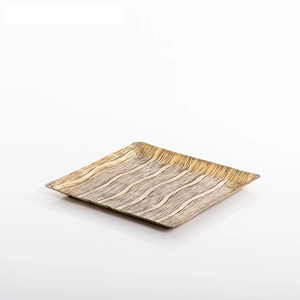 Plateau de service en aluminium de grande qualité à prix raisonnable pour une décoration de table inspirée de la nature, rehaussant la table avec une texture subtile. - Product Image 1