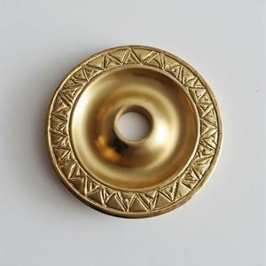 Placa de soporte arquitectónica con acabado pulido diseñada para hogares elegantes que ofrece un montaje seguro y un atractivo visual refinado - Product Image 3