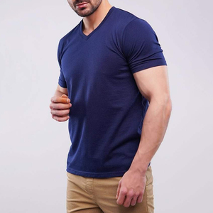 T-shirts col V pour hommes 100 % coton, faible MOQ, haute qualité, décontractés, pour l'été, vierges, vente en gros, forte demande - Product Image 3