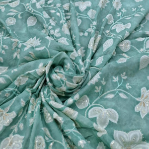 Tela de crepé de viscosa lista para coser con estampado posicional, tela orgánica transpirable y suave para la confección de prendas étnicas. - Product Image 4