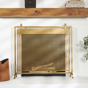 Écran de cheminée en métal au design industriel en panneaux grillagés avec protection anti-étincelles robuste, protecteur de foyer autoportant, finition dorée - Product Image 2