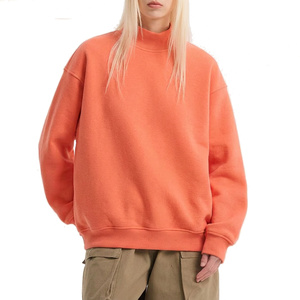 Sweat-shirt personnalisé pour femme à col montant en molleton de coton épais, avec patch tissé, coupe ample, délavage vintage et ourlet côtelé - Product Image 3