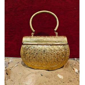 Pochette de Soirée Dorée Scintillante Haut de Gamme – Élégante Compagnon de Cérémonie Nuptiale – Personnalisation de Marque – Production en Gros - Product Image 2