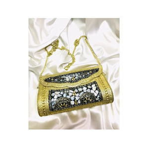 Bolso de mano de metal para mujer, auténtico bolso de noche vintage hecho a mano para mujeres y niñas de artesanía Tayyab - Product Image 1