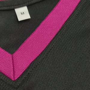 Camiseta de Baloncesto Ecológica, Certificada GRS, Poliéster Reciclado, Fabricación con Cero Emisiones de Carbono, Uniforme Personalizado para Equipo de Baloncesto - Product Image 4