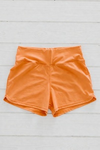 กางเกงขาสั้นออกกำลังกายเอวสูงสำหรับผู้หญิง แห้งเร็ว กระชับสะโพก เซ็กซี่ เหมาะสำหรับโยคะ - Product Image 2