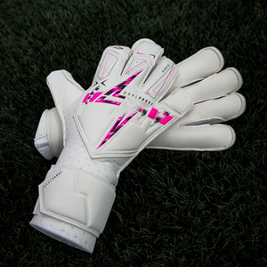 Gants de gardien de but de football Goalproof blancs et roses, impression par sublimation, matériau PU, antidérapants, respirants, protection des doigts, fermeture auto-agrippante - Product Image 6