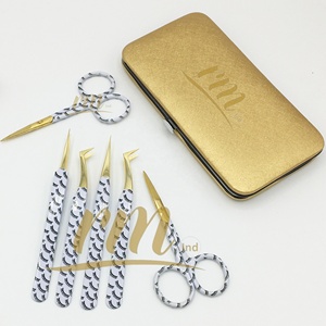 Marque privée Pointe en fibre d'extension de cils personnalisée Tenue forte Mince Volume droit Pince à épiler à 90 degrés pour l'extension de cils - Product Image 4