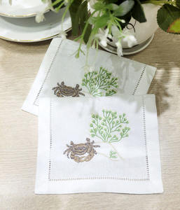 Servilletas de Bebidas Bordadas Personalizadas al por Mayor con Diseño de Cangrejo, Servilletas de Algodón Blanco con Dobladillo, Servilletas de Cóctel para Eventos en el Hogar y Bares - Product Image 4