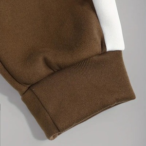 Conjunto deportivo con capucha para hombre, con bloques de color, sudadera con cremallera de manga larga, pantalones jogger con bolsillos laterales, corte regular, ropa de invierno - Product Image 4