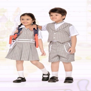 Nouvel ensemble uniforme scolaire unisexe pour enfants avec logo brodé personnalisé, uniforme de classe en coton rouge - Product Image 1