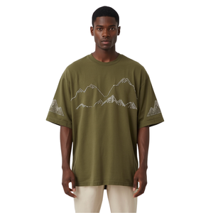 Camiseta de Gran Tamaño para Hombre, Color Verde Oliva, con Gráfico de Montaña y Pedrería, de la Mejor Calidad, Estilo Casual - Product Image 2