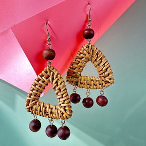 Boucles d'oreilles en rotin géométrique tressé à la main bijoux tissés à la main en rotin d'herbe colorée boucles d'oreilles créoles à la mode pour l'exportation en vrac - Product Image 5