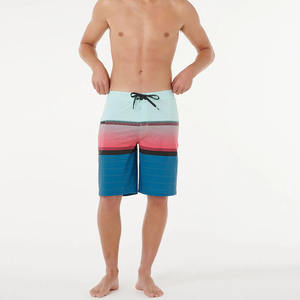 กางเกงขาสั้นชายหาดผ้าโพลีเอสเตอร์แบบแห้งเร็ว กางเกงว่ายน้ำผู้ชาย กันน้ำ ยืดหยุ่นได้ ผลิตจากผ้ารีไซเคิล สำหรับใส่เล่นกระดานโต้คลื่น - Product Image 2