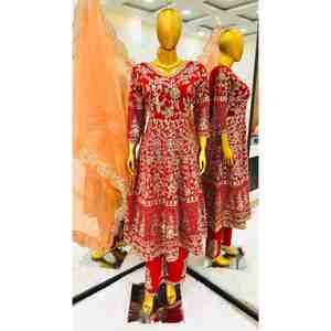 VESTIDO DE TRABAJO DE SECUENCIA DE BORDADO DE GEORGETTE A LA MODA CON DUPATTA ROJO - Product Image 1