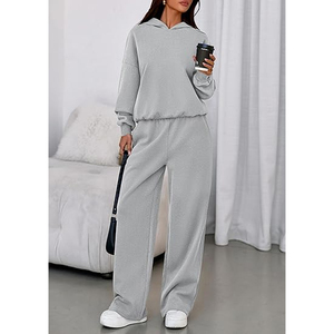 Ensemble de survêtement décontracté pour femmes, sweat-shirt oversize et pantalon en molleton doux, ensemble de détente deux pièces confortable, matière de qualité supérieure - Product Image 2
