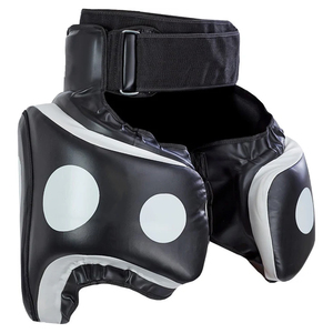 Protection cuisses en cuir durable avec logo personnalisé – Équipement de protection pour le kickboxing – Couleur noire – Tendance – Protection thaïlandaise pour la boxe - Product Image 1