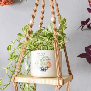 Jardinière suspendue en macramé de forme carrée avec étagère en bois, 30 pouces, porte-plantes suspendu en corde de coton fait main pour la décoration de la maison et du balcon - Product Image 3