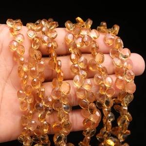 100% cuentas de citrino natural en forma de corazón facetado con brillo dorado para la fabricación de joyas - Product Image 1