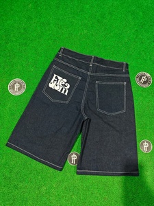 Shorts en jean personnalisés avec logo brodé sur la poche arrière, style Y2K, bleu classique, pour hommes, coupe ample, denim selvedge, style hip-hop. - Product Image 6