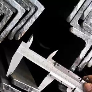 Fabricantes de Barras de Acero A36 Q235 con Acero Angular Personalizado - Product Image 5