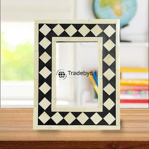 Marco de Fotos de Lujo Hecho a Mano con Incrustaciones de Hueso, Acabado Brillante y Opción de Logotipo Personalizado por Tradebyd - Product Image 2