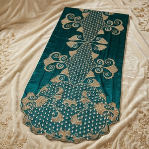 Nouvelle arrivée : Tissu pour robe somalienne Dirac pour femmes avec broderie artisanale – Vente en gros, haute qualité, meilleur prix, prêt à l'exportation - Product Image 1