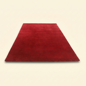 Tapis en laine tufté à la main Ruby Ember Rouge Profond, écologique, antidérapant, texturé uni, pour salon, chambre, hôtel - Product Image 2