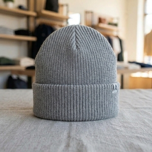 Bonnet gris tricoté pour homme, avec revers, casquette d'hiver streetwear unisexe, logo personnalisé, vente en gros, mode - Product Image 2