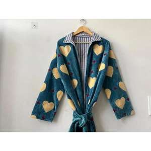 Camisón de Terciopelo Suzani Hecho a Mano, Precio al por Mayor, Calidad Premium, Corazones Bordados, Elegante, Estilo Boho, Color Personalizado, Largo hasta la Rodilla para Mujer - Product Image 2