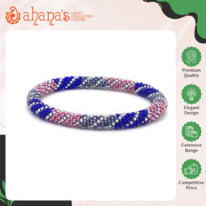 Fournisseur népalais d'Ahana vendant des bracelets en perles de verre élégants et tendance pour femmes, bijoux faits à la main de haute qualité - Product Image 2