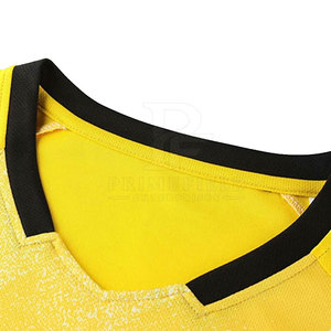 Uniforme de Fútbol Transpirable Fabricado en Pakistán, 100% Poliéster, Color Personalizado, Alta Calidad, Más Vendido para Adultos - Product Image 3