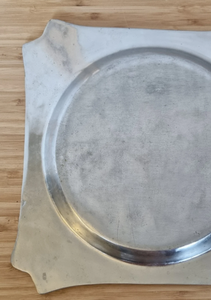 Assiette de Présentation Carrée Argentée Brillante Faite à la Main avec Motif en Relief – Style Minimaliste Occidental – Meilleure Vente - Product Image 2