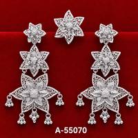 Boucles d'oreilles créoles classiques en or 10 carats, motif fleur de corail taille Asscher, bijoux tendance pour femme, idéales pour les soirées A-55188