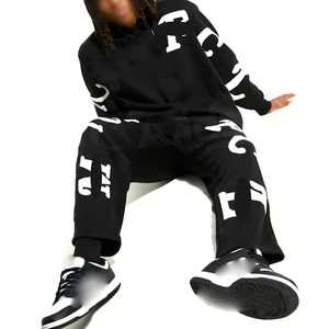 ผู้ผลิตชุดวอร์มแบบมีซิปพร้อมโลโก้สั่งทำ ชุดวอร์มโพลีเอสเตอร์สำหรับผู้ชาย - Product Image 4