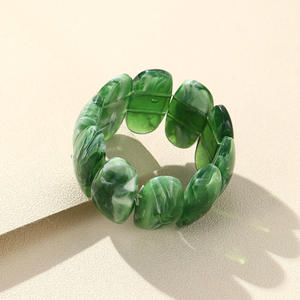 Pulseras de Resina Más Vendidas y Populares. Las pulseras de resina son accesorios versátiles que se utilizan como joyería llamativa y a la vanguardia de la moda. 2026. - Product Image 5