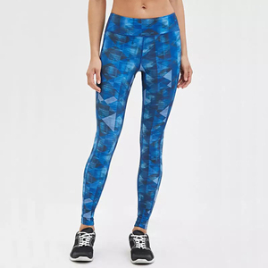Leggings pour femmes à taille haute, sans couture, longueur intégrale, couleur olive vert, sportifs, pour le yoga, extensibles, respirants, confortables, recyclables - Product Image 4